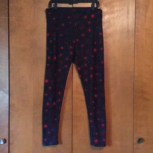 LuLaRoe TC leggings fireworks